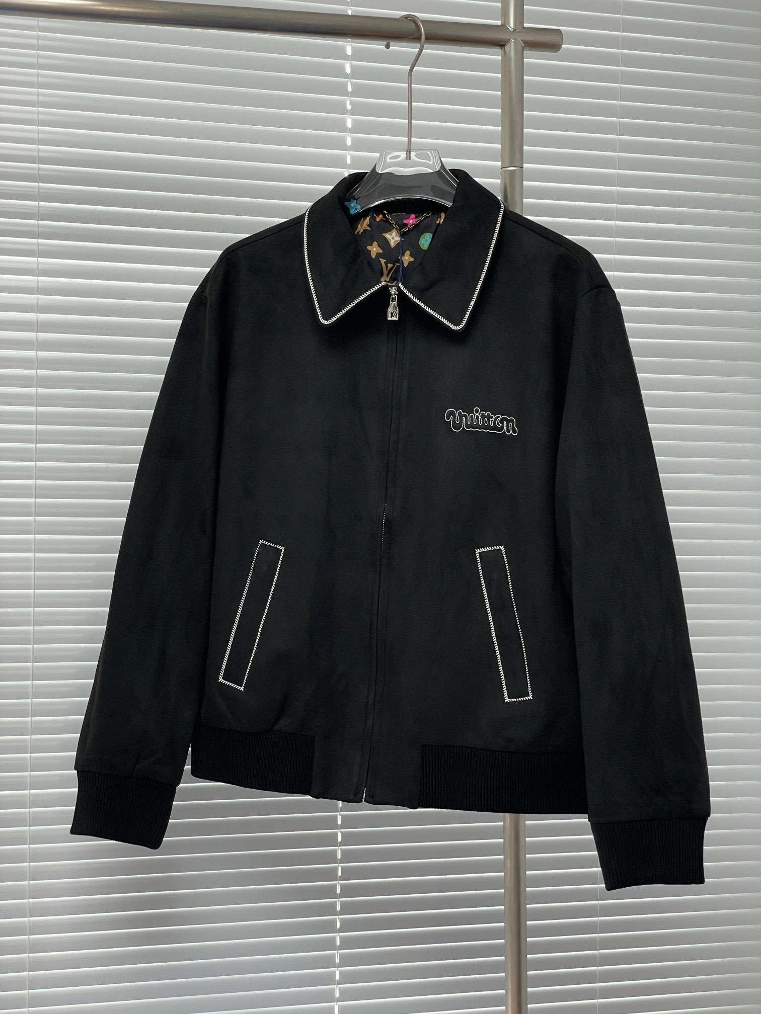 wg.luxury- 8V embroidery cowhide oversized 2Colour item:D-F409I0423-2